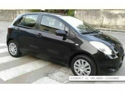 usata Toyota Yaris Yaris1.0 5 porte Luxury pack