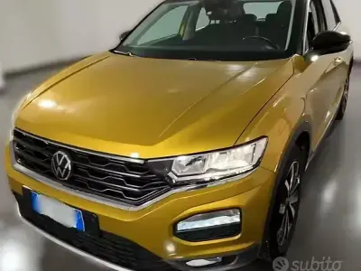 Usata VW T-Roc Style 150 CV (110 kW) 2021 Giallo SUV
