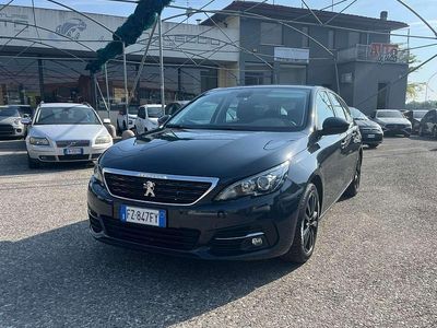 Usata Peugeot 308 SW Active 131 CV (96 kW) 2019 Grigio hurricane Station wagon