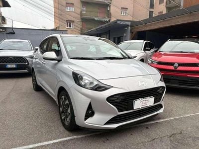 Usata Hyundai i10 67 CV (49 kW) 2024 Grigio scuro Utilitaria