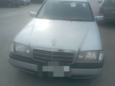 usata Mercedes C180 elegance