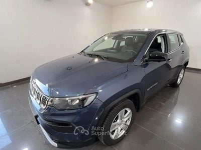 Usata Jeep Compass Altitude 131 CV (96 kW) 2024 Blu/azzurro SUV