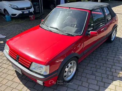 Usata Peugeot 205 116 CV (85 kW) 1991 Rosso Cabrio