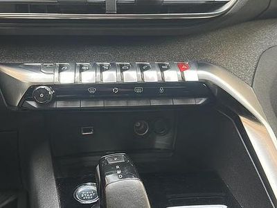 Usata Peugeot 3008 2019 Grigio SUV