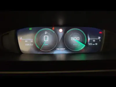 Usata Peugeot 308 Allure 131 CV (96 kW) 2023 Verde scuro Berlina