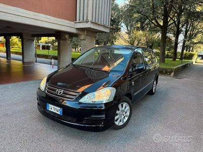 Usata Toyota Verso 116 CV (85 kW) 2005 Nero Monovolume