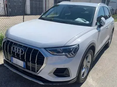 Usata Audi Q3 Advanced 150 CV (110 kW) 2023 Bianco SUV
