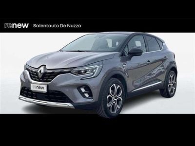 Usata Renault Captur Techno 140 CV (102 kW) 2022 Grigio scuro SUV