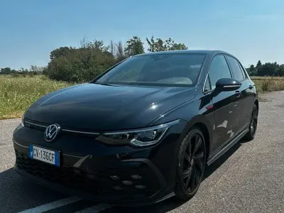 Usata VW Golf VIII GTI 245 CV (180 kW) 2023 Nero Berlina