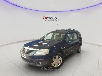 Usado Dacia Logan MCV 84 CV (61 kW) 2012 Azul Familiar