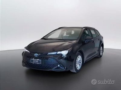 Usata Toyota Corolla Active 98 CV (72 kW) 2024 Nero Station wagon