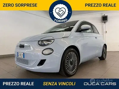 Usata Fiat 500e Business 86 kW (118 CV) 2020 Blu Berlina