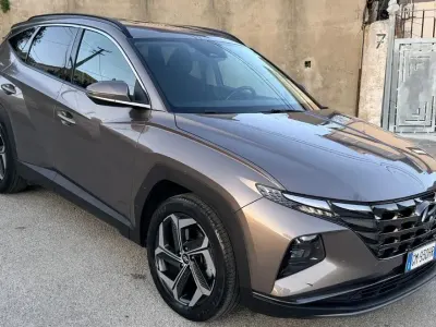 Käytetty Hyundai Tucson 179 HP (131 kW) 2022 Ruskea Katumaasturi