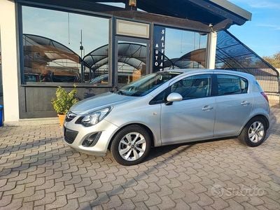 Usata Opel Corsa 86 CV (63 kW) 2014 Grigio Berlina