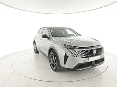 Usata Peugeot 3008 Allure 136 CV (100 kW) 2025 Grigio scuro SUV
