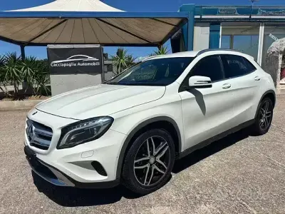 Occasion Mercedes GLA200 136 ch (100 kW) 2015 Blanc SUV