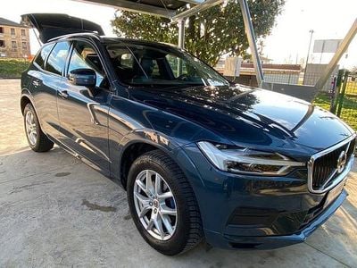 Usata Volvo XC60 Momentum 190 CV (139 kW) 2019 Blu/azzurro SUV