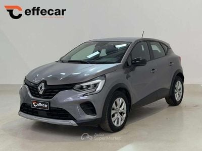 Usata Renault Captur Techno 91 CV (66 kW) 2022 Grigio SUV