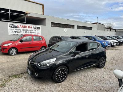 Usata Renault Clio IV Intens 90 CV (66 kW) 2016 Nero Berlina