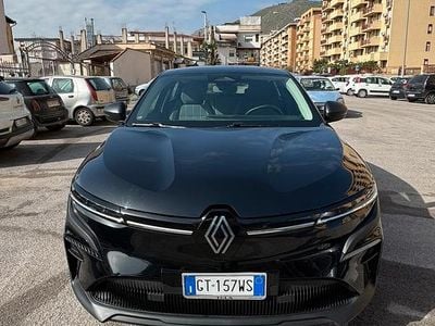 Usata Renault Mégane Evolution 95 kW (130 CV) 2024 Nero Station wagon