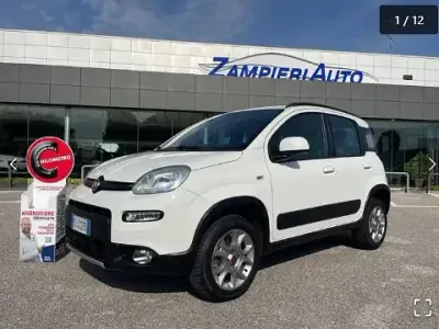 Usata Fiat Panda 4x4 95 CV (69 kW) 2016 Utilitaria