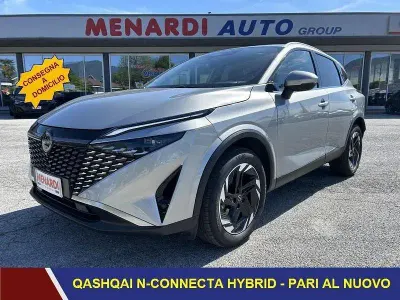 Usado Nissan Qashqai N-Connecta 140 HP (102 kW) 2025 Cinzento SUV