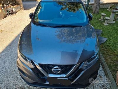 Usata Nissan Qashqai 116 CV (85 kW) 2019 Grigio SUV