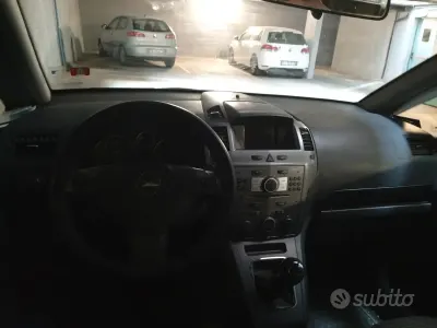 Usata Opel Zafira Enjoy 120 CV (88 kW) 2006 Bluazzurro Monovolume