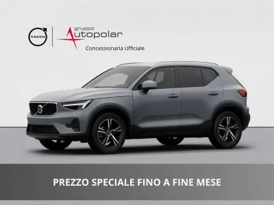 Nuova Volvo XC40 Core 163 CV (119 kW) 2026 Vapour grey SUV