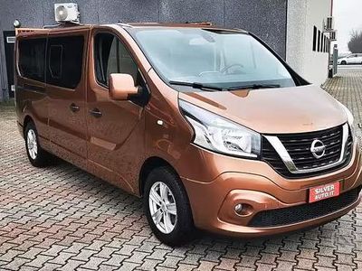 Usata Nissan NV300 S 145 CV (106 kW) 2018 Marrone metallizzato Furgone