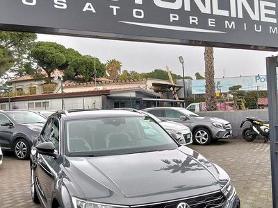Usata VW T-Roc Advance 115 CV (84 kW) 2018 Grigio SUV