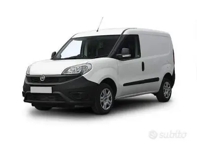 Usata Fiat Doblò Lounge 95 CV (69 kW) 2020 Bianco