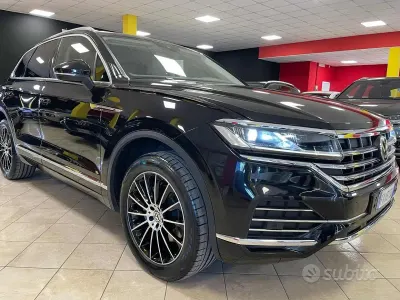 Usado VW Touareg 286 HP (210 kW) 2019 Preto SUV