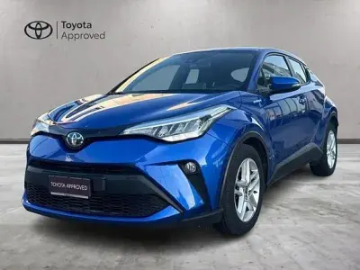 Usata Toyota C-HR Active 122 CV (89 kW) 2020 Blu SUV