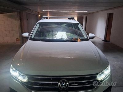 Usata VW Tiguan Elegance 150 CV (110 kW) 2021 Bianco SUV