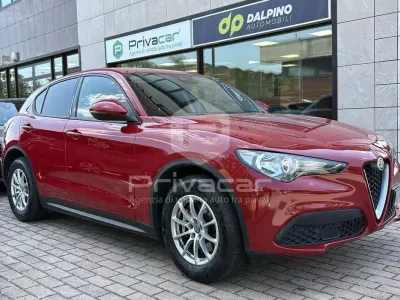 Usata Alfa Romeo Stelvio Business 160 CV (117 kW) 2020 Rosso SUV