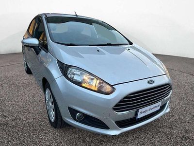 Usata Ford Fiesta Titanium 75 CV (55 kW) 2015 Grigio Berlina