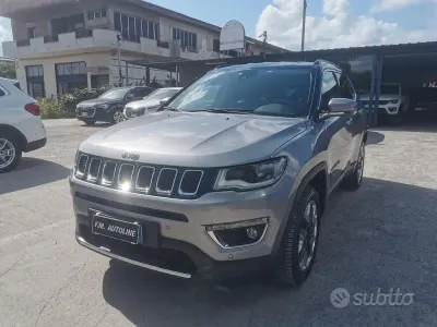 Usata Jeep Compass Limited 140 CV (102 kW) 2018 Grigio SUV
