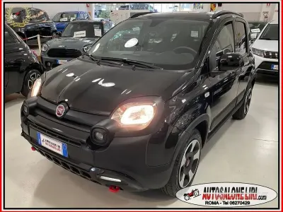 Usata Fiat Panda Cross Cross 69 CV (50 kW) 2024 Nero Utilitaria