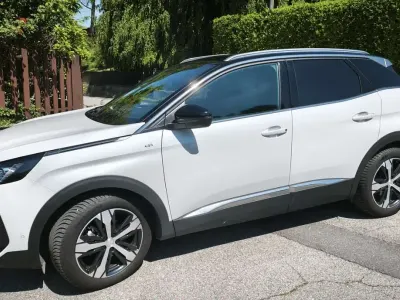 Usata Peugeot 3008 GT 131 CV (96 kW) 2024 Bianco SUV