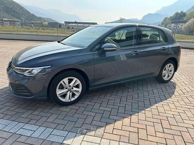 Usata VW Golf VIII 110 CV (80 kW) 2022 Grigio Berlina