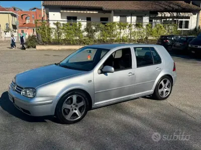 Usata VW Golf IV GTI 150 CV (110 kW) 2001 Grigio Berlina