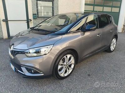 Usata Renault Scénic IV 110 CV (80 kW) 2018 Grigio Monovolume