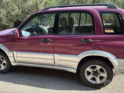 Second-hand Suzuki Grand Vitara 128 CP (94 kW) 1998 SUV