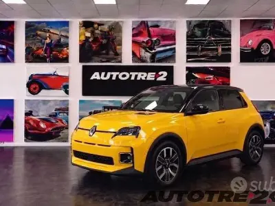 Usata Renault 5 E-Tech Urban 89 kW (122 CV) 2026 Other Berlina