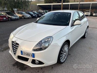 Usata Alfa Romeo Giulietta Distinctive 150 CV (110 kW) 2014 Bianco Berlina