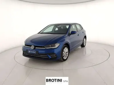 Usata VW Polo Style 95 CV (69 kW) 2025 Grigio Utilitaria