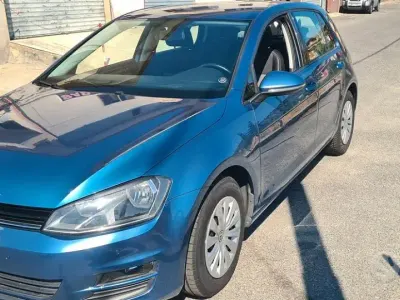 Usata VW Golf Sportsvan Business 105 CV (77 kW) 2015 Bluazzurro Monovolume