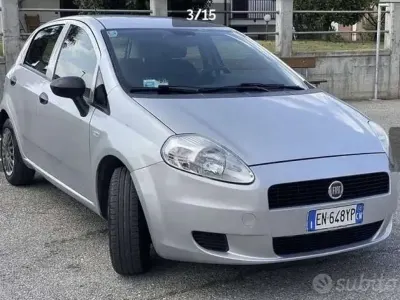 Usata Fiat Punto Dynamic 80 CV (58 kW) 2012 Utilitaria