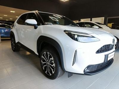 Nuova Toyota Yaris Cross 131 CV (96 kW) 2025 Bianco SUV